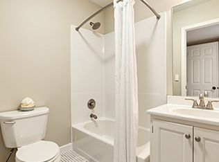 200 N Maplewood Ave #1, Chicago, IL 60612