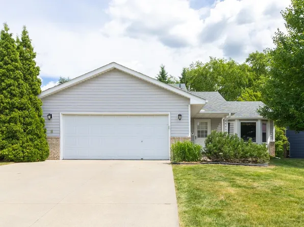 4693 Heather Ridge Rd N, Oakdale, MN 55128