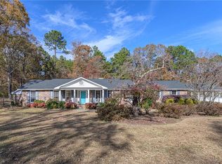 187 McCowan Cir, Rockmart, GA