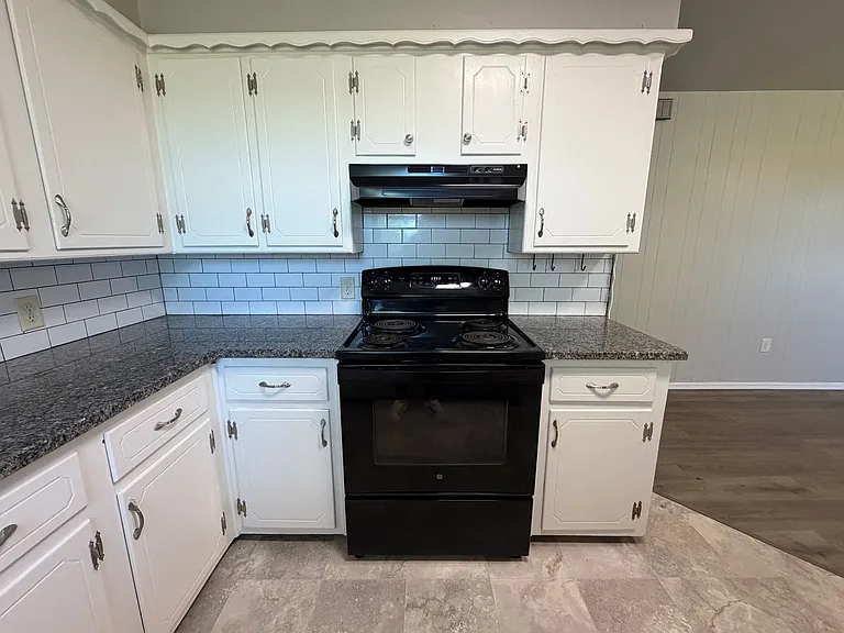 5150 W Camp Dr — Photo 10
