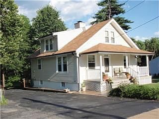 1st image of 2322 Gaebler Ave