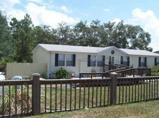 9483 Country Rd, Weeki Wachee, FL 34613