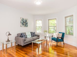 8 Stone Pl, Somerville, MA 02143