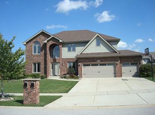 22669 S Maddeline Ln, Frankfort, IL 60423