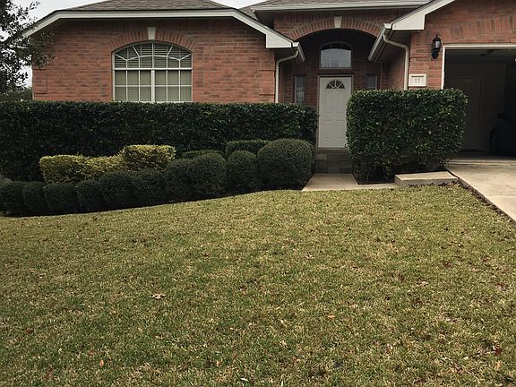 3rd image of 11 Marella Dr