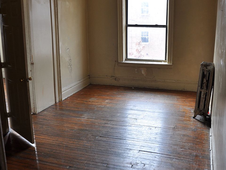 2nd image of 505 E 184th St APT 9