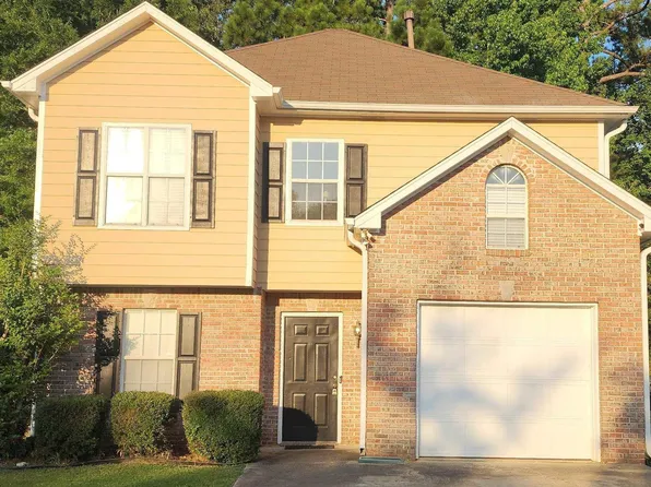232 Meriweather Ln, Calera, AL 35040