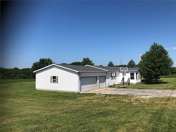 2nd image of 20937 Highway 5