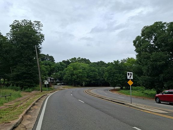 5th image of 3600 26th St N