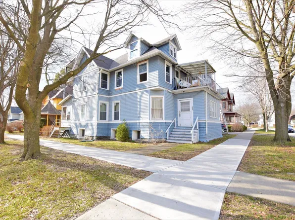 1002 N Aurora Street