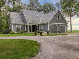1740 County Road 0 E, Seymour, IL 61875