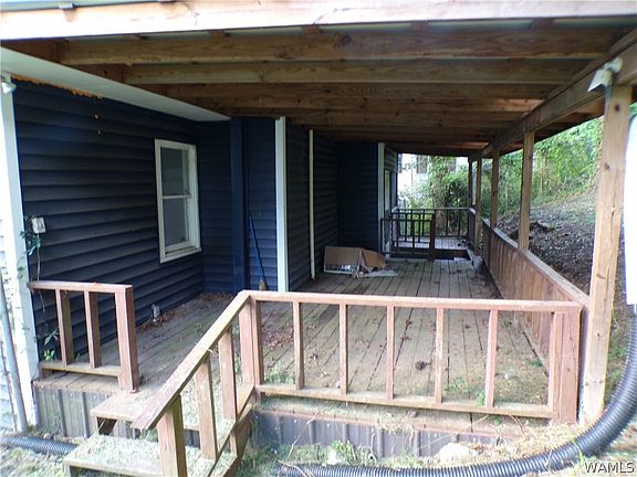 4th image of 439 2nd Ave NW