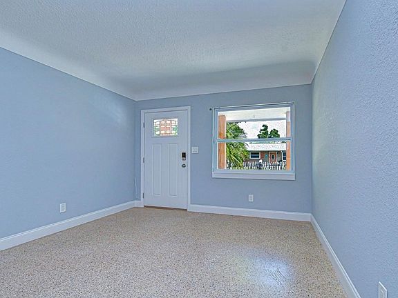 3rd image of 5614 30th Ave S
