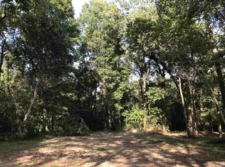 9901 Denzer Rd, Evansville, IN 47720