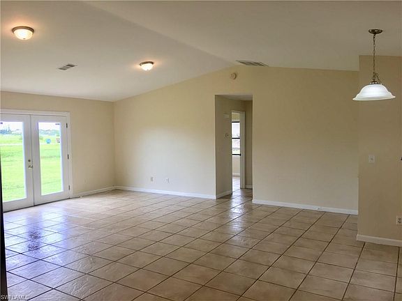 4th image of 2304 NW 11th Pl
