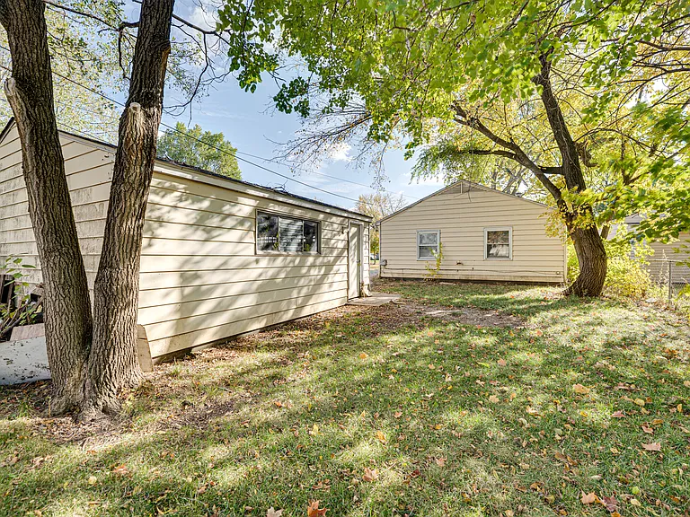 1823 Overdene Ave — Photo 5