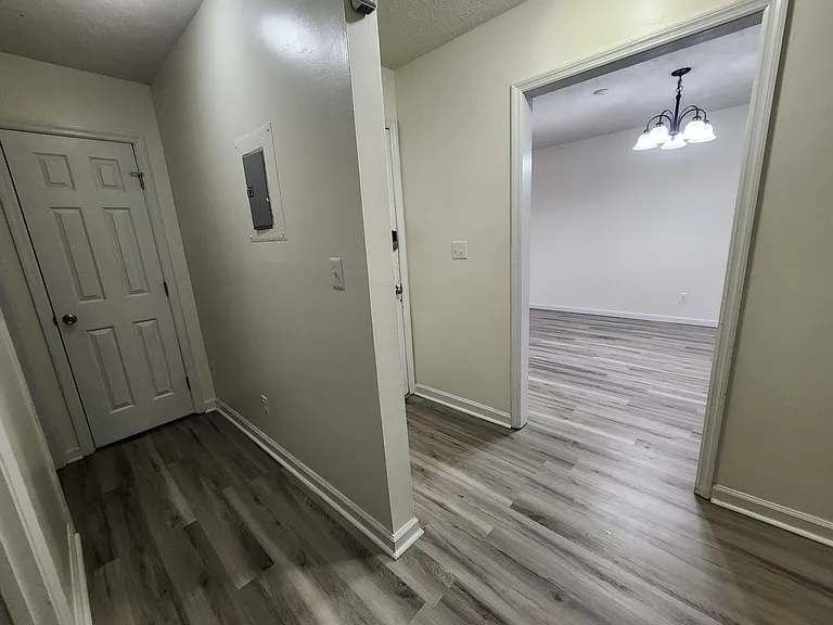 5521 Deep Hollow Ct — Photo 12
