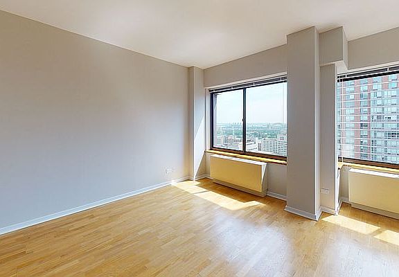 4th image of 175 E 96th St APT 26H