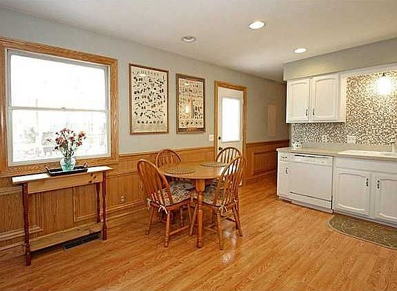 5th image of 604 Lorraine Ave