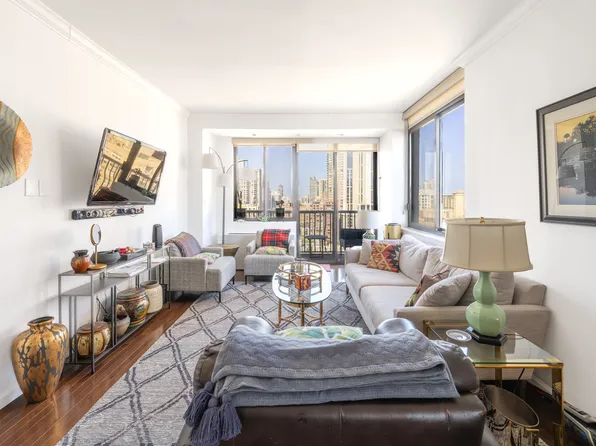 343 East 74th Street image 1 of 15