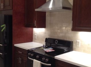 8224 Cantrell Rd, Little Rock, AR 72227