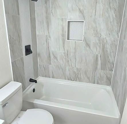 2nd image of 3375 Cochran Dr APT B