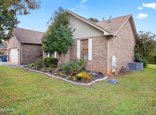 1913 Rosebud Dr, Maryville, TN 37803