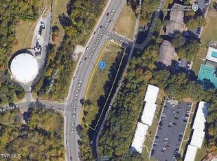 660 N Gallaher View Rd, Knoxville, TN 37919