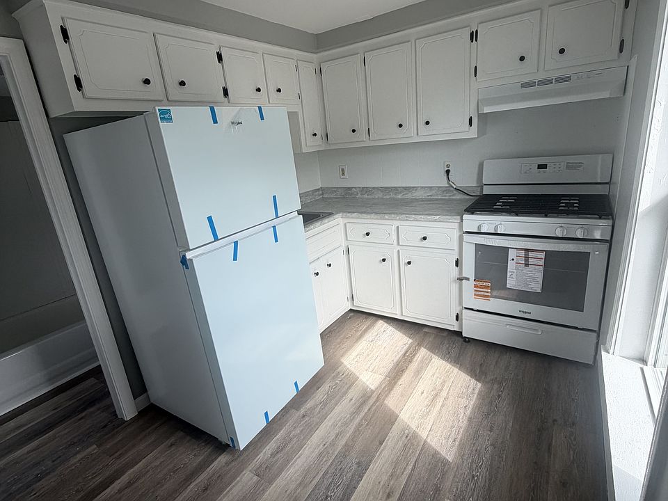 1st image of 1017 Pine St #11633548