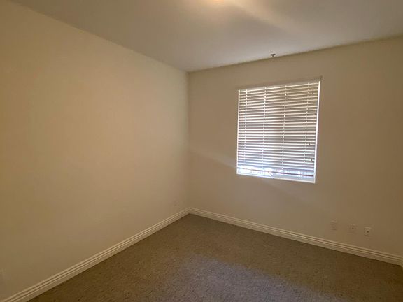 4th image of 5132 Maplewood Ave APT 306