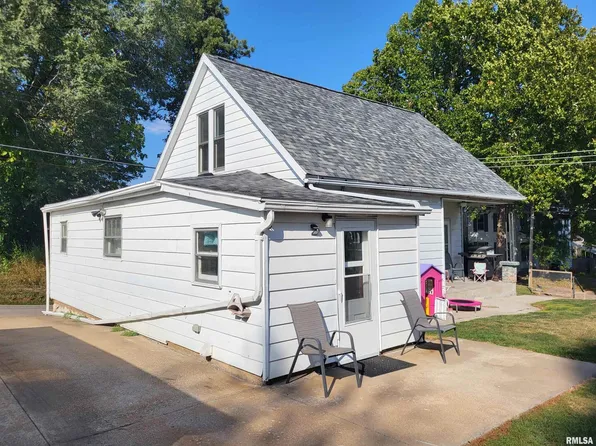 1224 S 12th St, Quincy, IL 62301