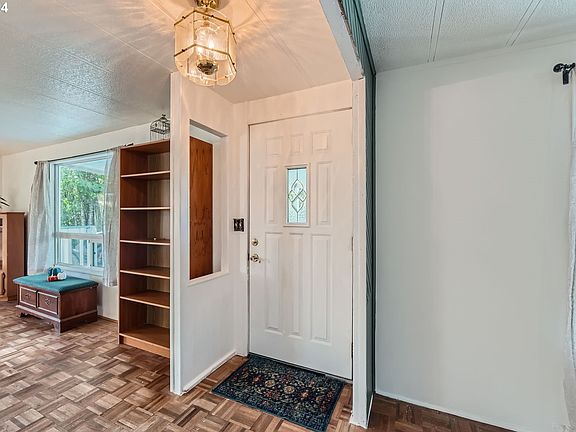 5th image of 507 N 19th Ave Unit 68