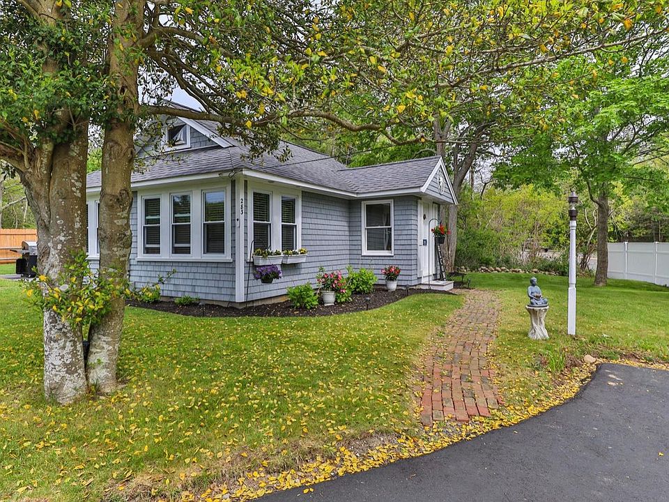 283 Old Stage Rd, Centerville, MA 02632 Zillow