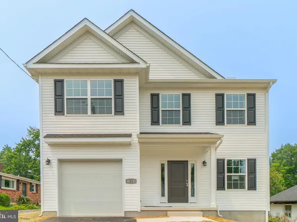 21 Neurys Ln, Newark, DE 19702