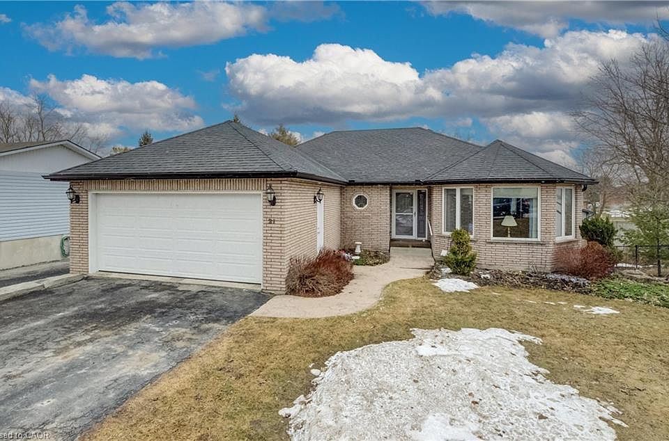 1st image of 21 Union St