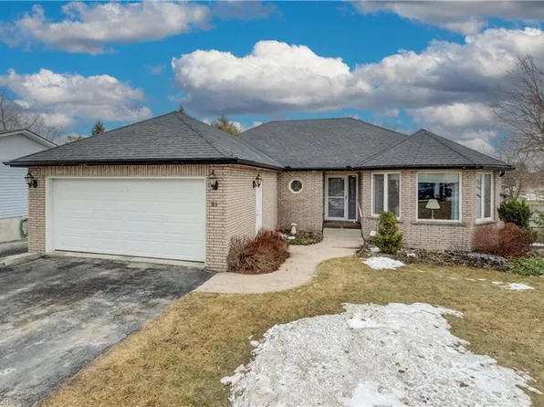 21 Union St, Mapleton, ON N0G 1P0