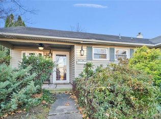 1955 Hilltop Ter, Bethlehem, PA 18018
