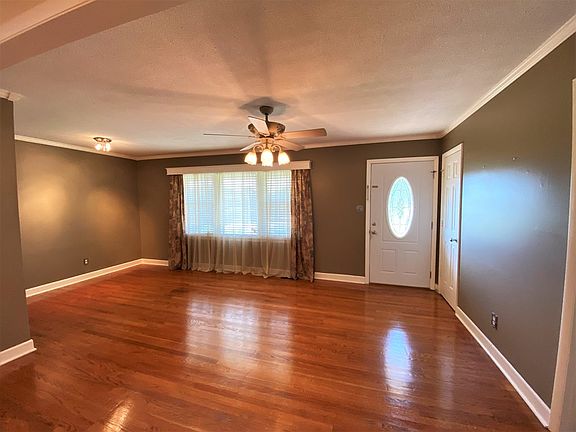 2nd image of 170 Vance Dr