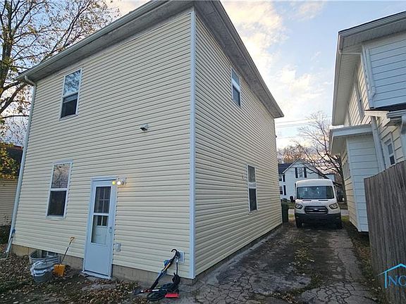 4th image of 528 S Maple St