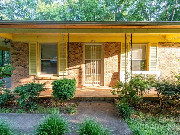 3581 Thompson St, Newton, NC 28658