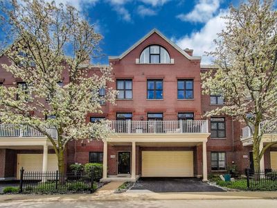 2748 Valor Dr, Glenview, IL, 60026