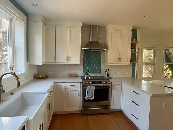 631 Vincente Ave — Photo 8