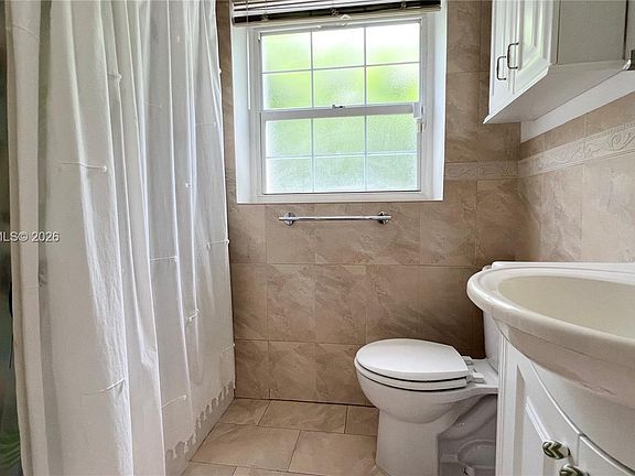 4th image of 229 Cadima Ave Unit 229