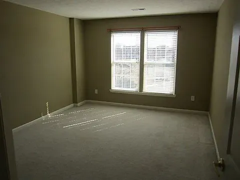 6126 Bugle Ct — Photo 4