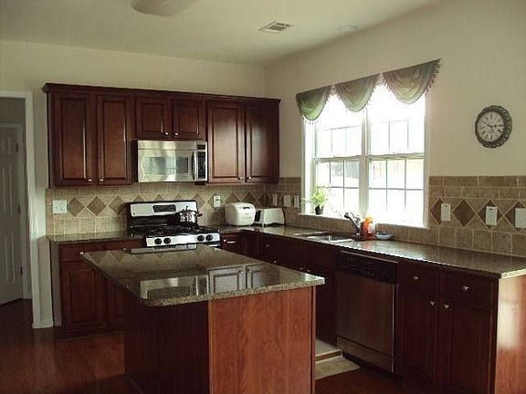 4th image of 224 Revillion Way