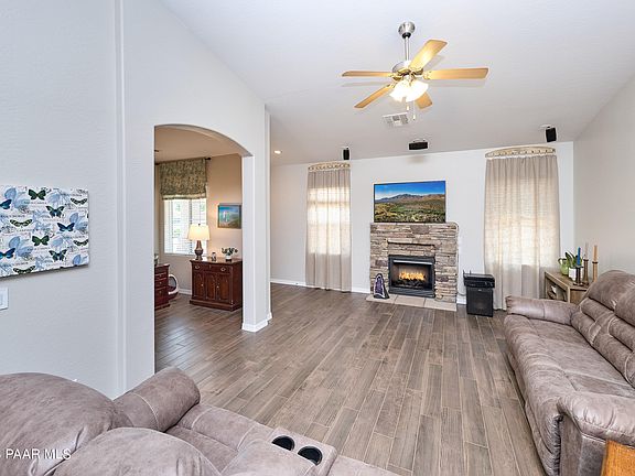 5th image of 8144 N Whistling Acres Way