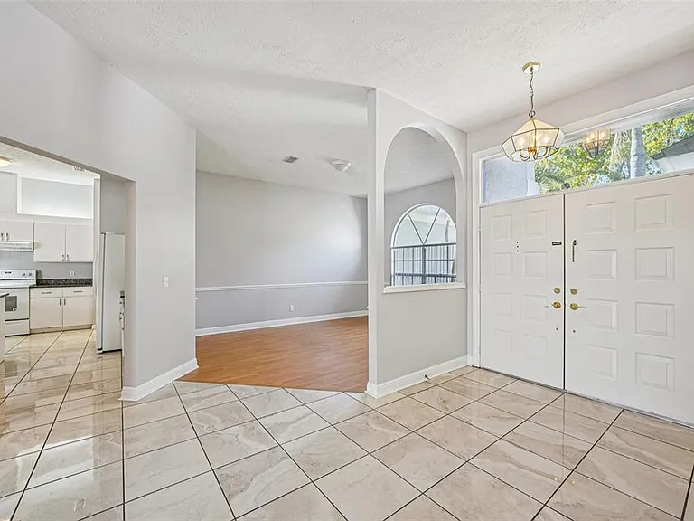 918 Academy Dr — Photo 8