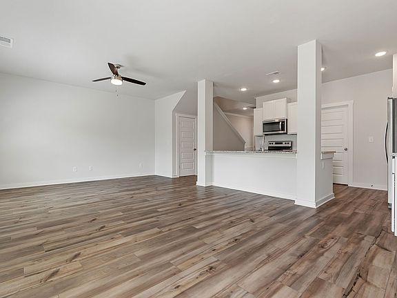 4th image of 5615 Cheshire Cove Pl