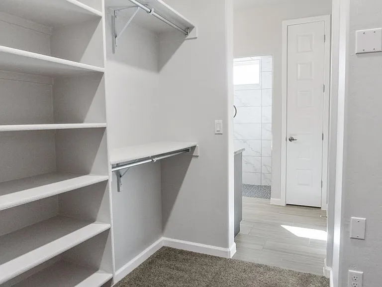 512 Twilight Dr — Photo 12