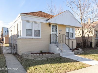 10958 S Eberhart Ave, Chicago, IL, 60628